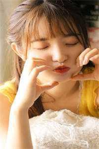 《娇靥》作者：耿灿灿